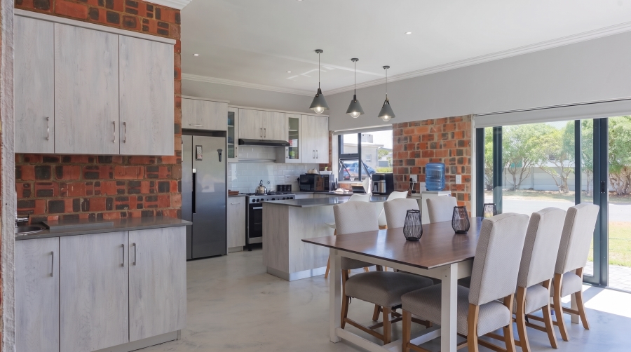 4 Bedroom Property for Sale in Agulhas Western Cape